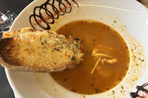 Soupe de poisson, aujourd'hui, nous avons dégusté une soupe de poisson à la manière des meilleurs "Suquets de Peix", typique du quartier de pêcheurs appelé "Serrallo" à Tarragone (Espagne)