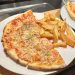 Au Restaurant El Carlit, nous pensons aussi aux plus petits de la maison avec des plats de qualité, des hamburgers avec des frites maison et des pizzas adaptées à leurs goûts en termes de quantité et de saveur
